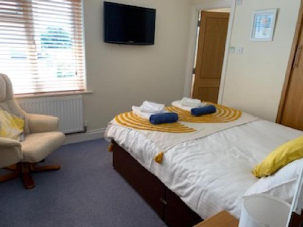 Goodrington Lodge Holiday Apartments เพนตัน ภายนอก รูปภาพ